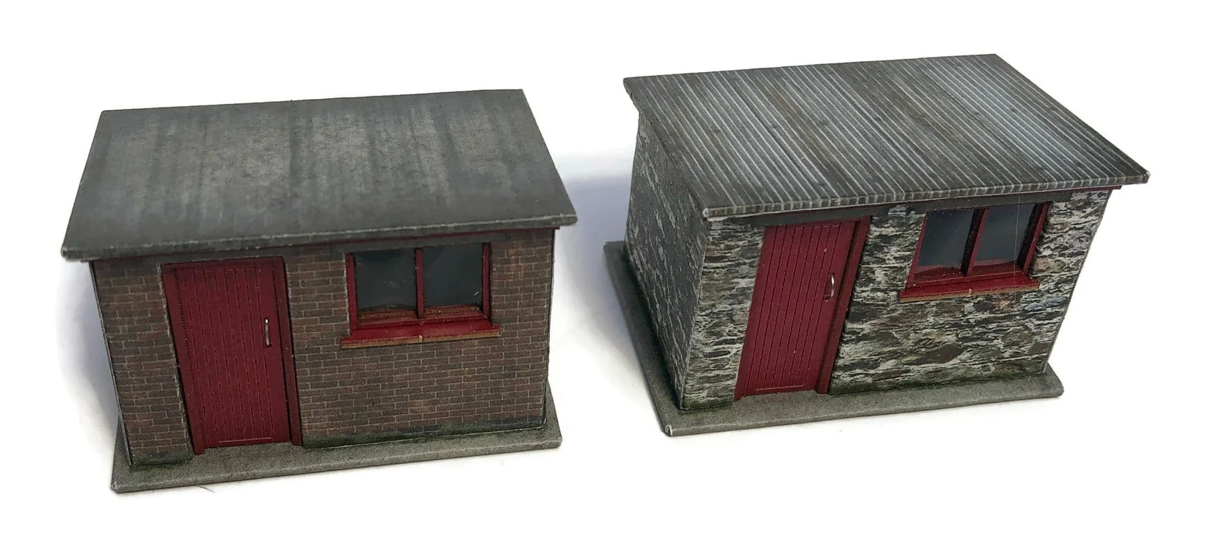 OO Small Brick/Stone Lineside Huts/Sheds (Pack of 2) Model Kit - Image 5