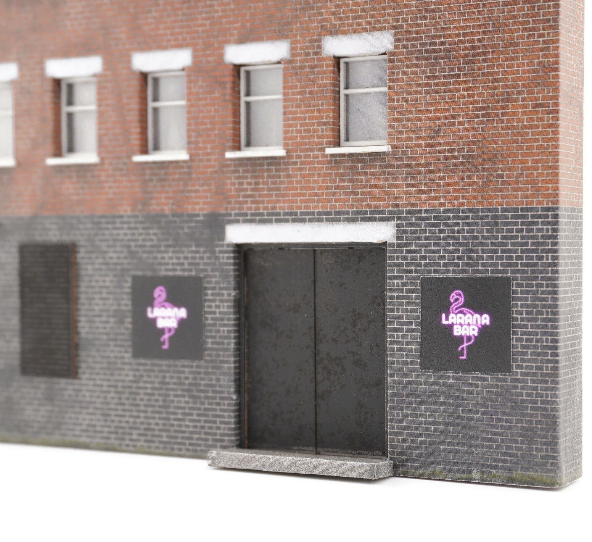 Low Relief Nightclub & Offices Model Kit - Image 4
