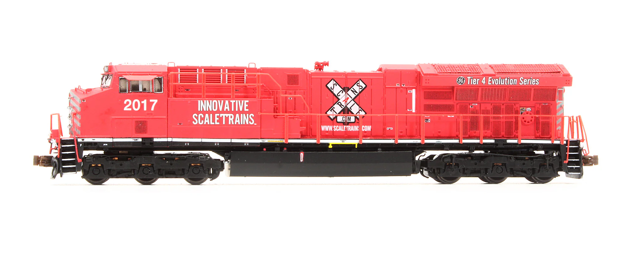 Pre-Owned GE Tier 4 Gevo Scaletrains.Coml Diesel Locomotive  - Road #2017 - DCC Sound - Image 4