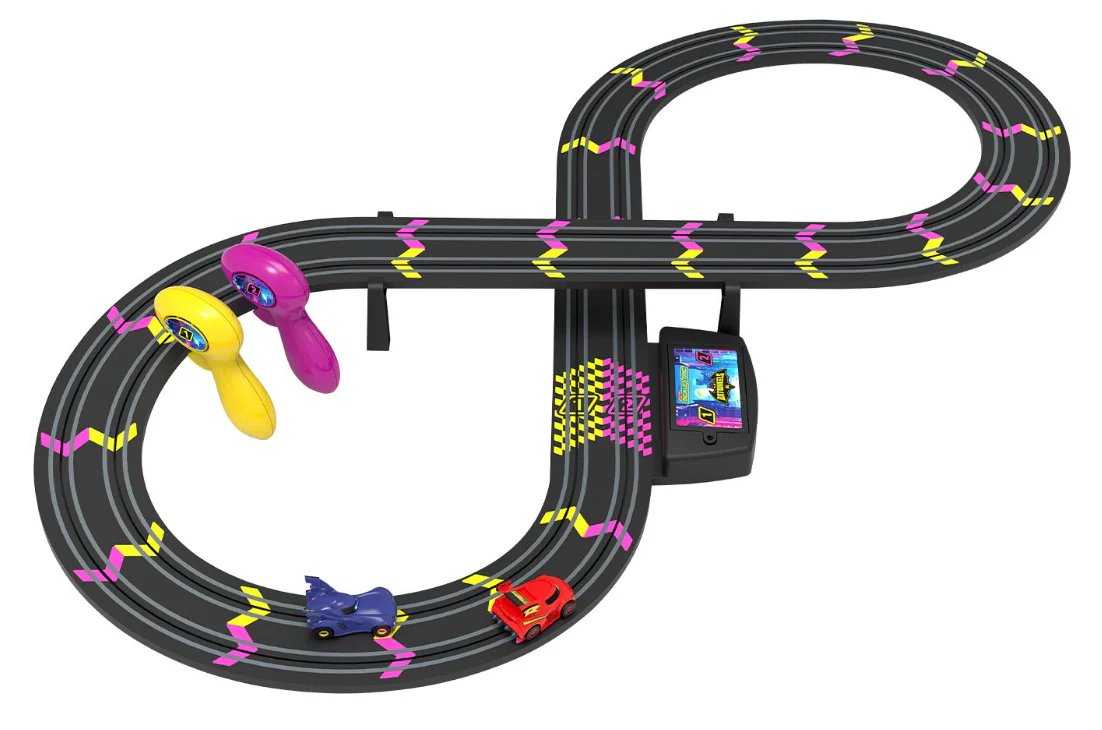 My First Scalextric Batwheels Batman vs Robin Battery Powered Race Set - Image 3