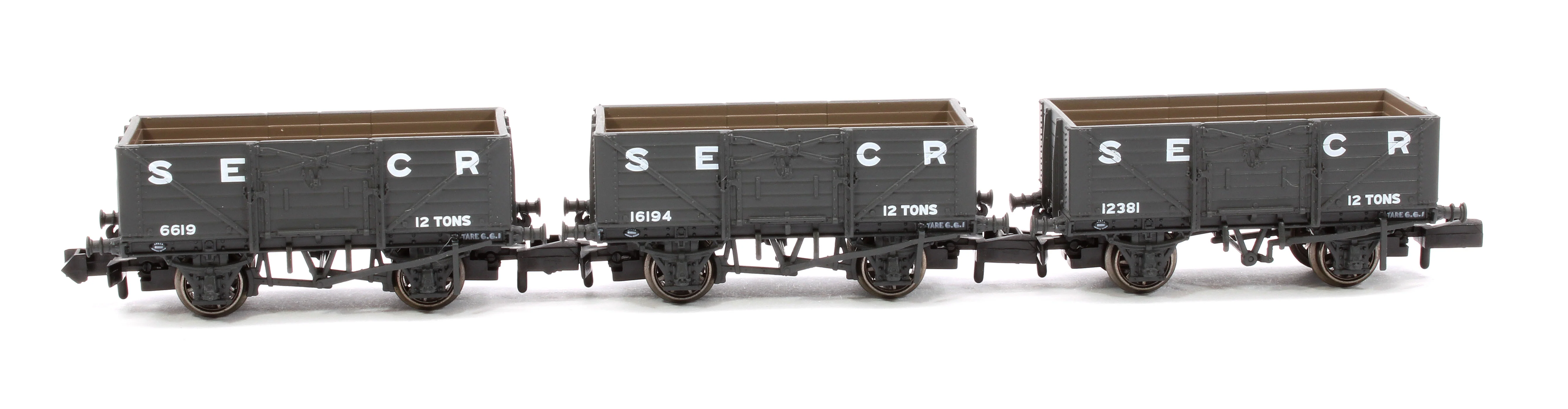 942003 SECR Wagons Pack 3 - SECR Livery 7 Planks (Dia.1355) - Image 2