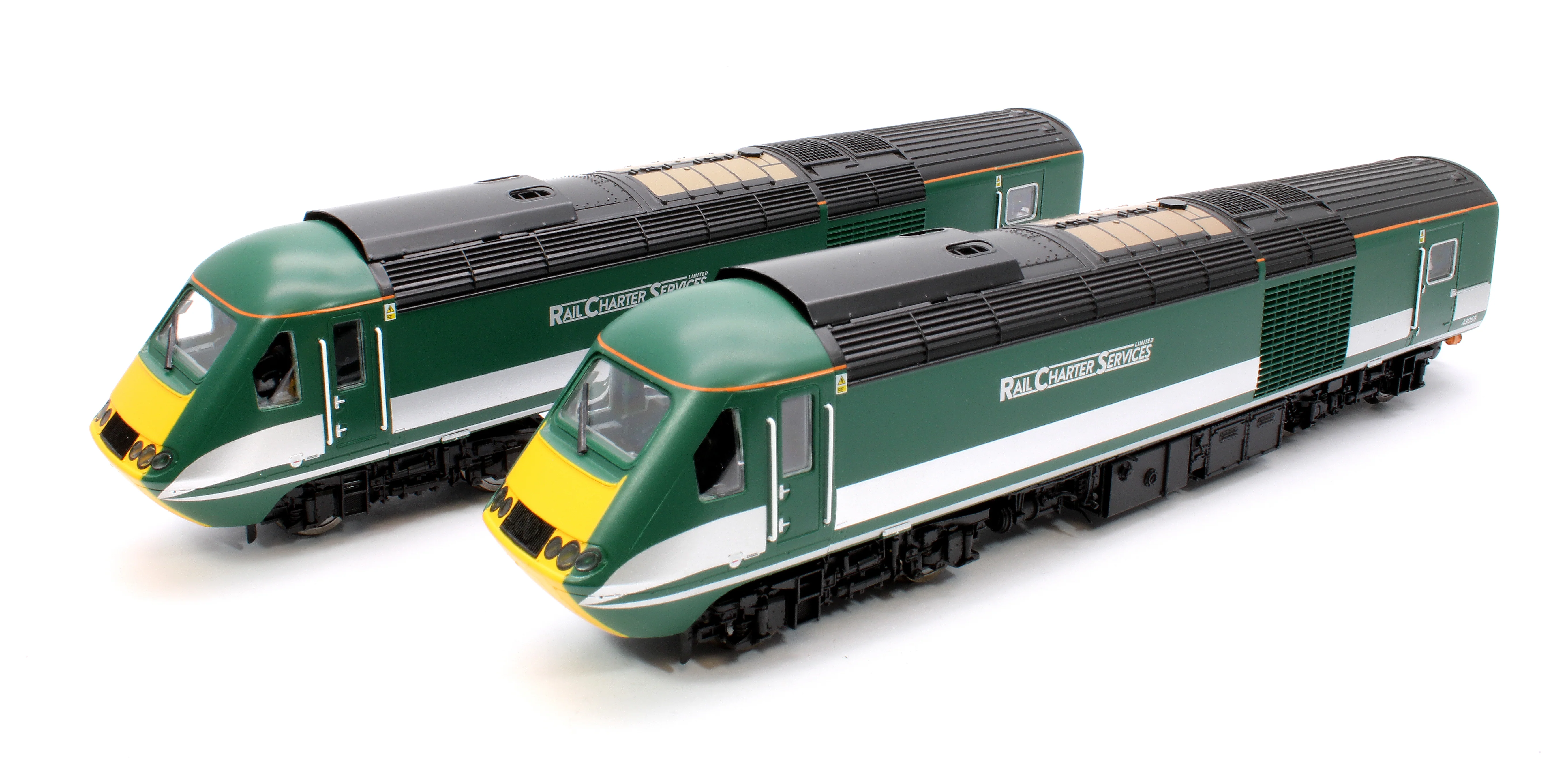 Set of 5 Rail Charter Services Train Pack & Mk3 Coaches - Image 2