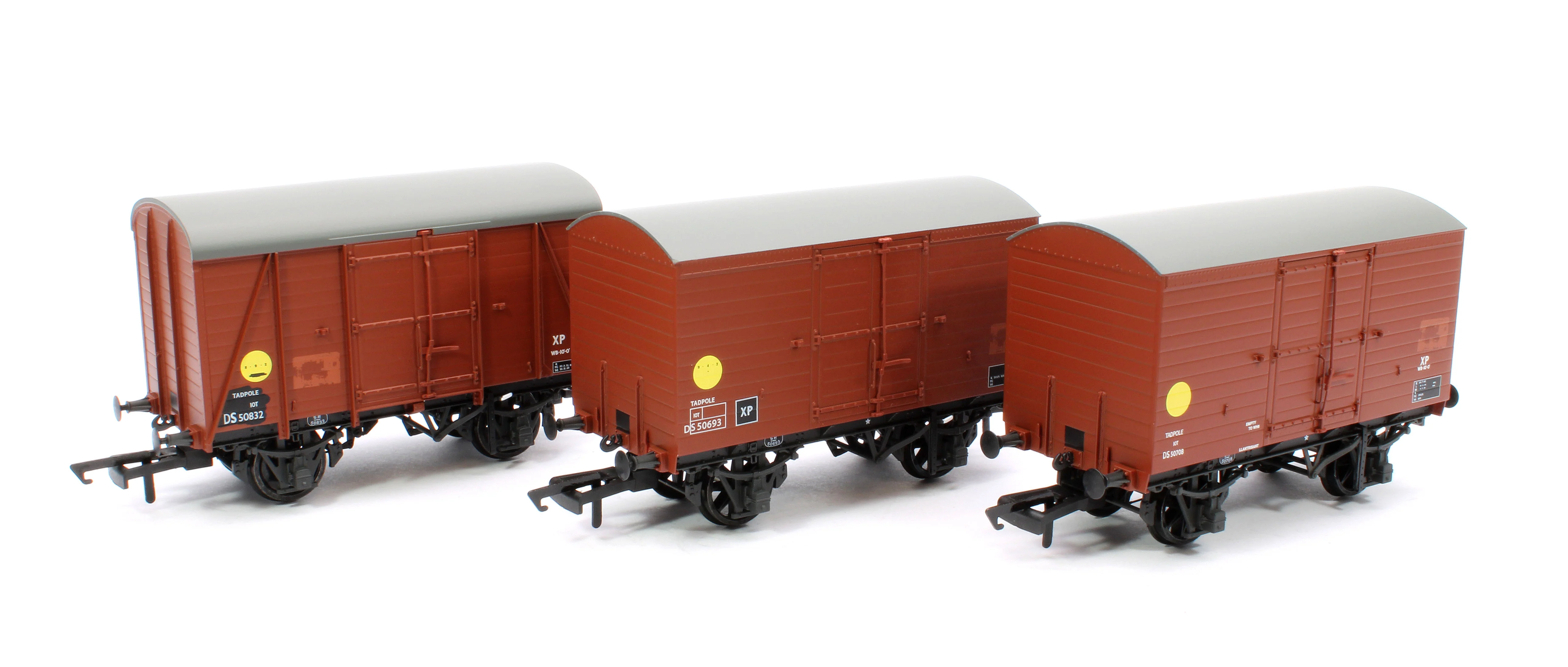 ACC2055 SR Tadpole Mixed ex-1478/1479 Banana Van - British Railways Departmental - Triple Pack