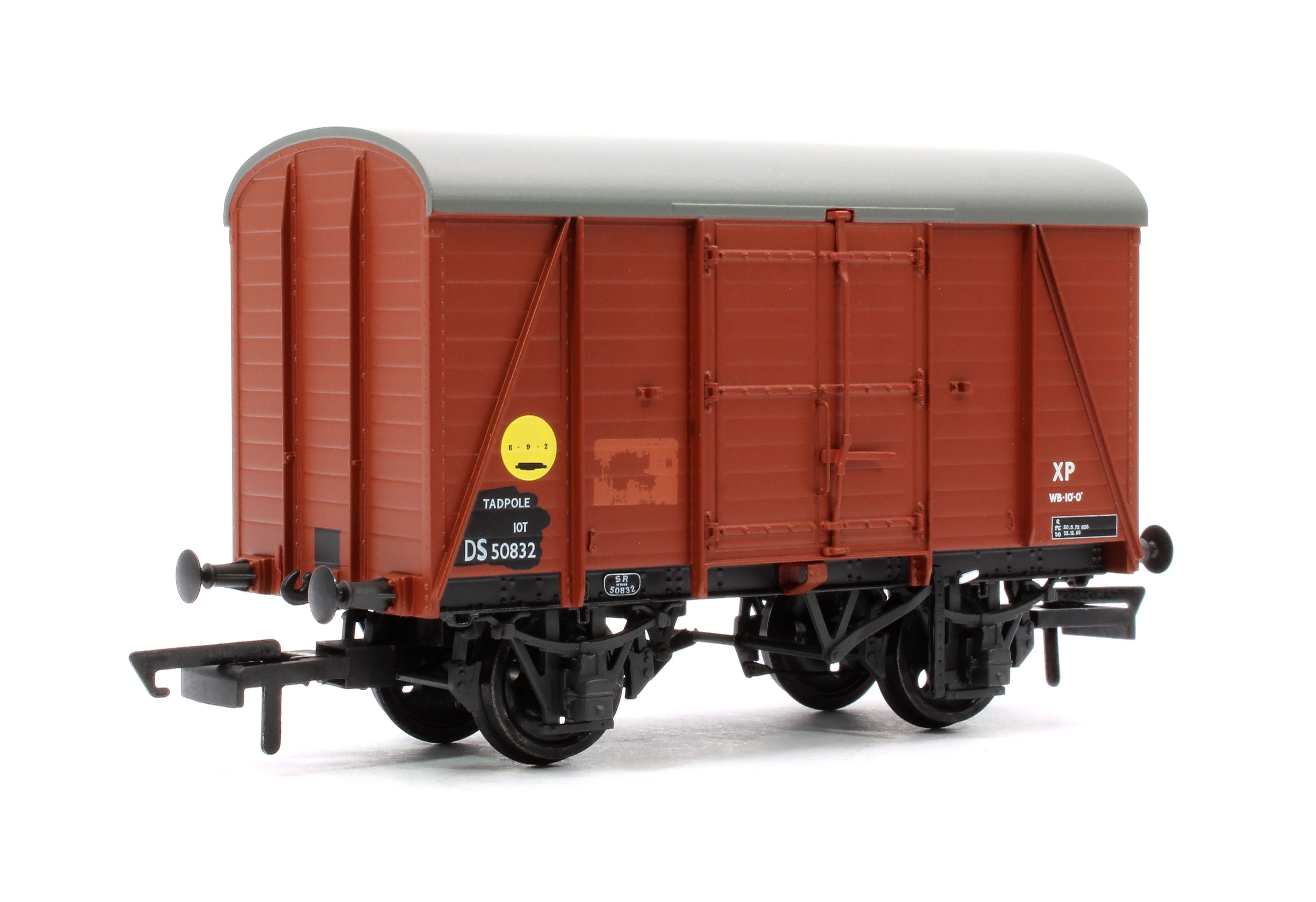 ACC2055 SR Tadpole Mixed ex-1478/1479 Banana Van - British Railways Departmental - Triple Pack - Image 2