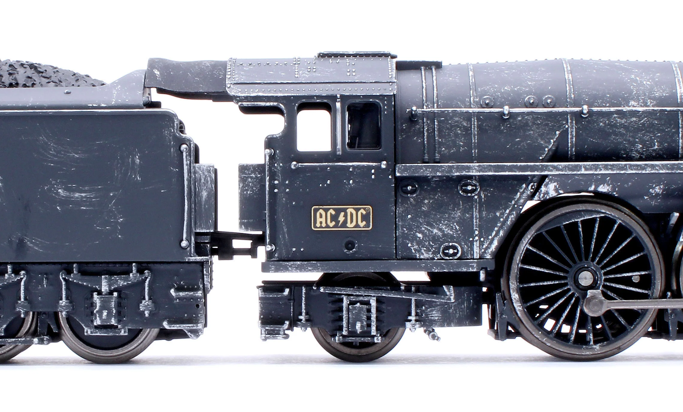 AC/DC Black Ice Steam Locomotive - DCC-Sound - Image 7
