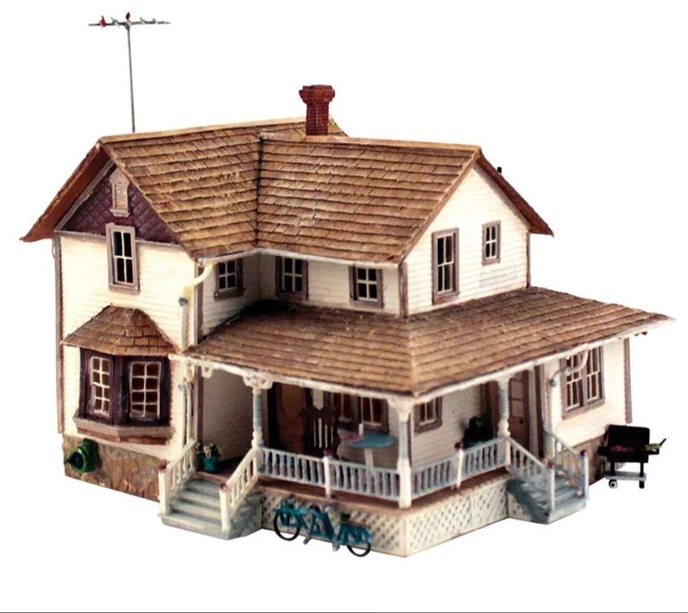 HO Corner Porch House Model Kit - Image 2