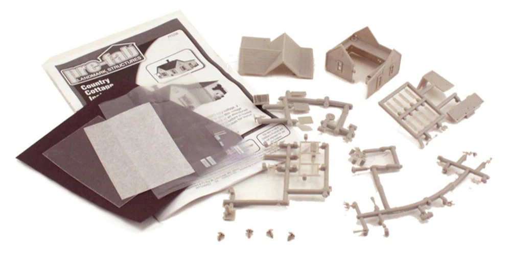 N Country Cottage Model Kit - Image 3
